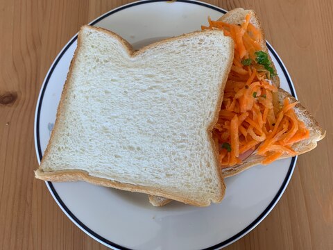 にんじんラペ☆サンドイッチ